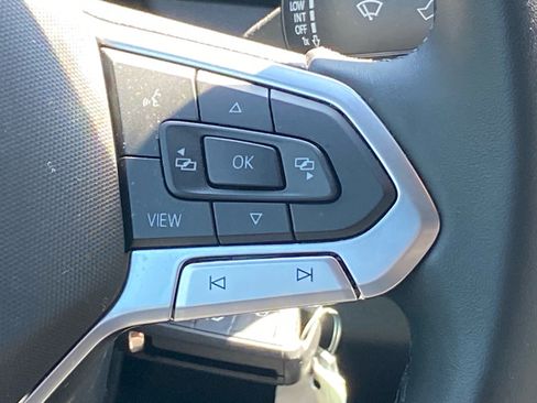 Used 2025 Volkswagen Jetta Sport FWD image 5