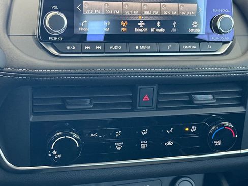 New 2026 Nissan Rogue S image 18