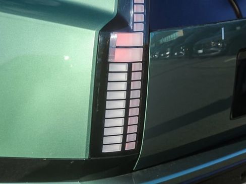 New 2026 Hyundai Ioniq 9 Calligraphy image 10