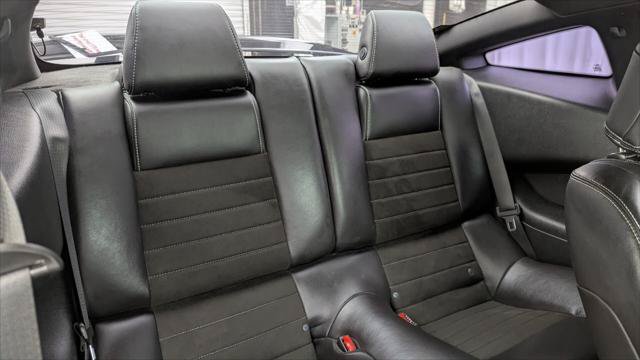 Used 2014 Ford Mustang GT Premium w/ Equipment Group 402A RWD image 21