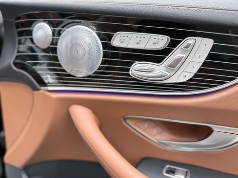 Used 2018 Mercedes-Benz E 400 Cabriolet image 36
