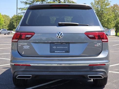 Used 2018 Volkswagen Tiguan SEL AWD/4WD image 24