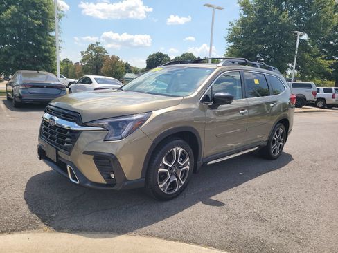 Used 2024 Subaru Ascent Touring AWD/4WD image 7
