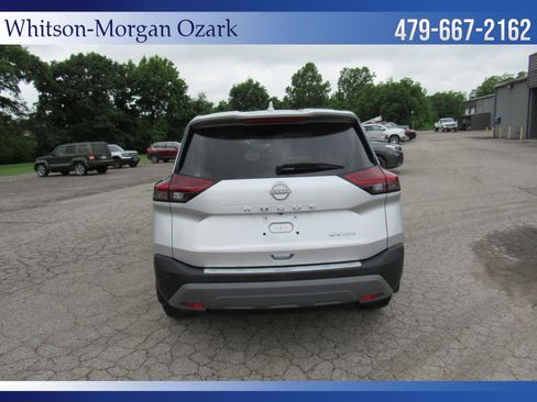 Used 2022 Nissan Rogue SV AWD/4WD image 14