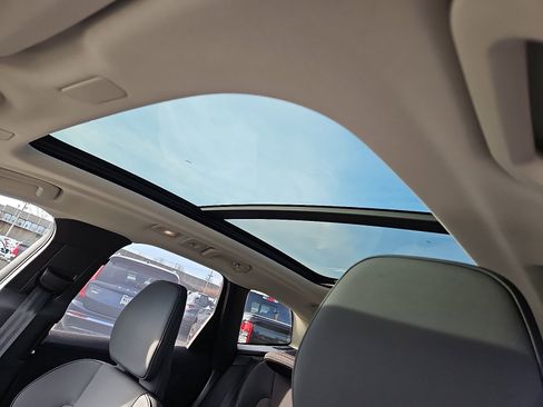 New 2026 Volvo XC60 B5 Plus w/ Protection Package Premier image 12