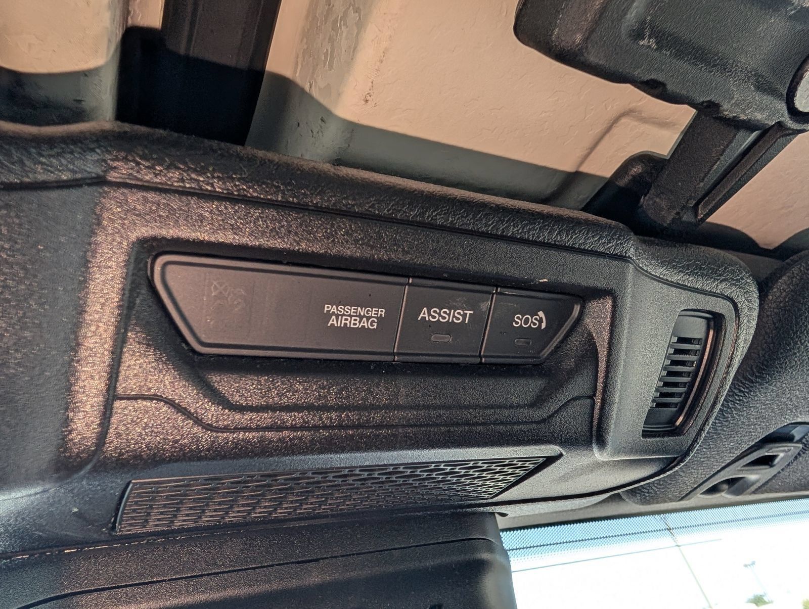 Used 2024 Jeep Wrangler Unlimited Rubicon 4xe AWD/4WD image 31