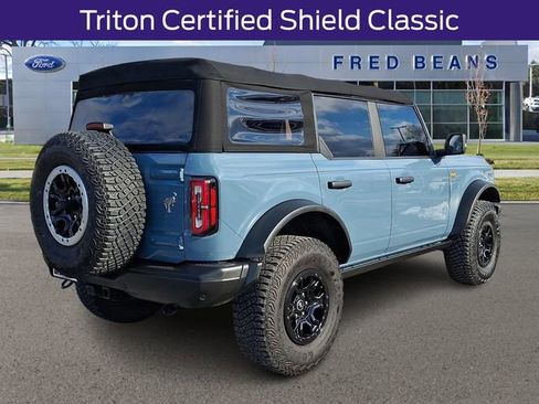 Used 2021 Ford Bronco Badlands image 9