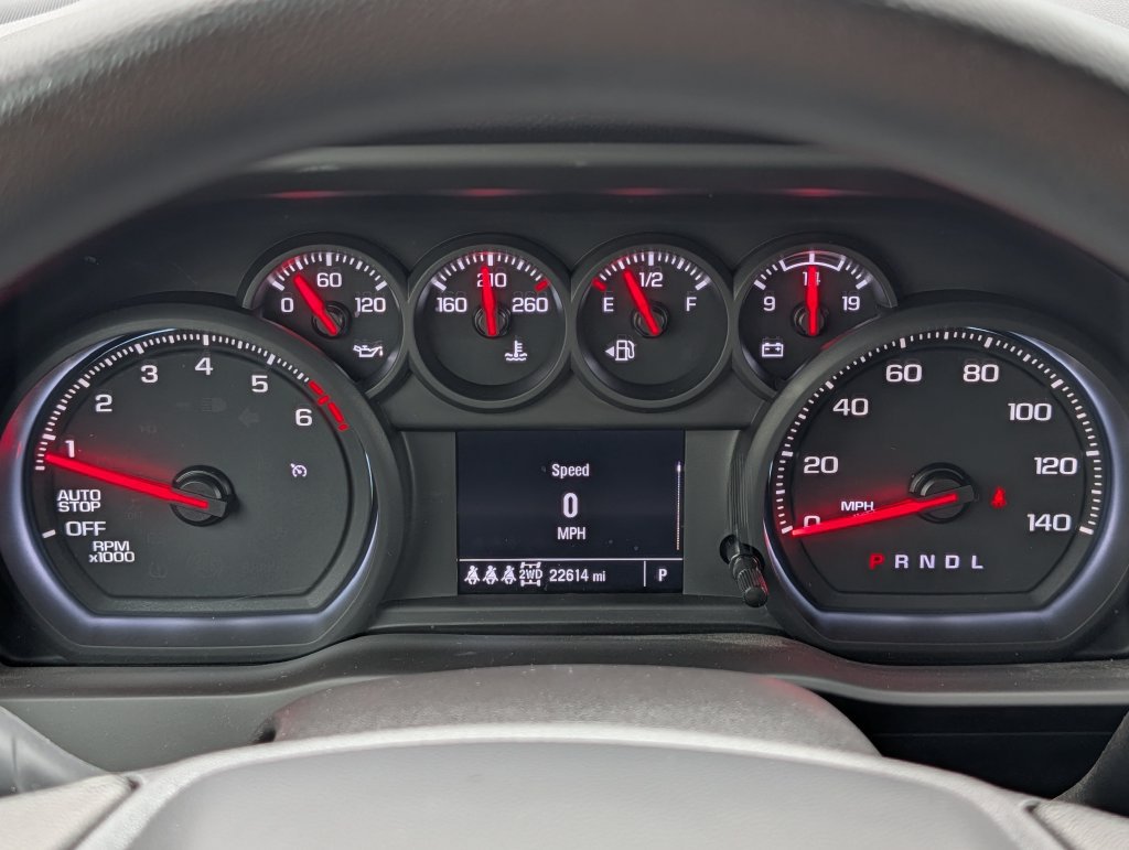 Used 2025 Chevrolet Silverado 1500 Custom Trail Boss w/ Turbomax Blackout Package AWD/4WD image 26