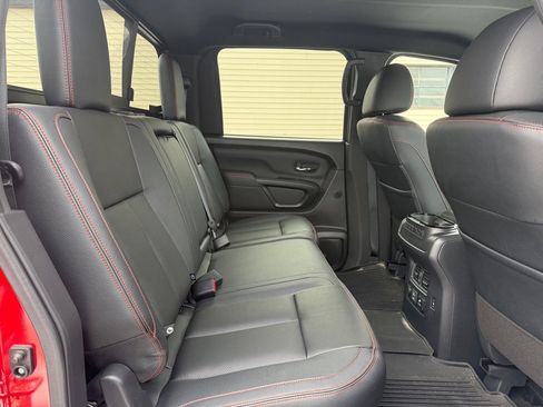 Used 2024 Nissan Titan PRO-4X w/ Pro-4x Convenience Package image 13
