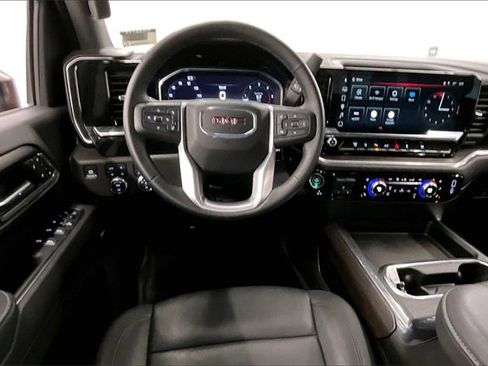 Used 2025 GMC Sierra 2500 SLT w/ SLT Convenience Package image 5