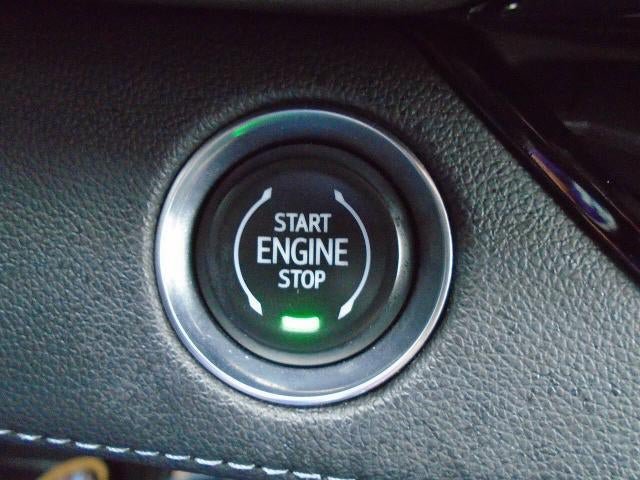 Certified 2025 Buick Enclave Avenir w/ Super Cruise Package AWD/4WD image 10