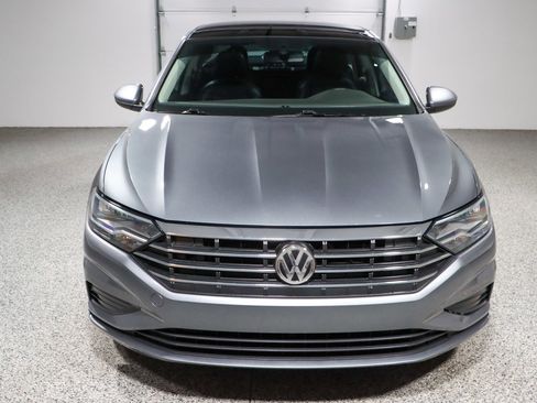 Used 2020 Volkswagen Jetta SE image 4