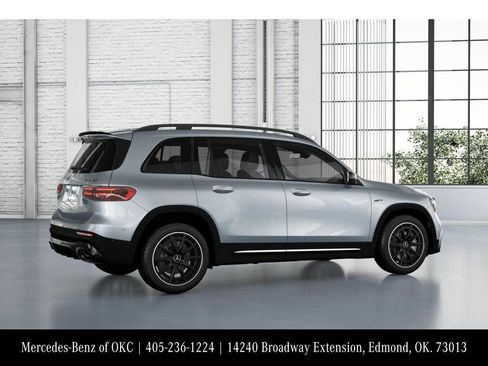 New 2026 Mercedes-Benz GLB 35 AMG 4MATIC image 19