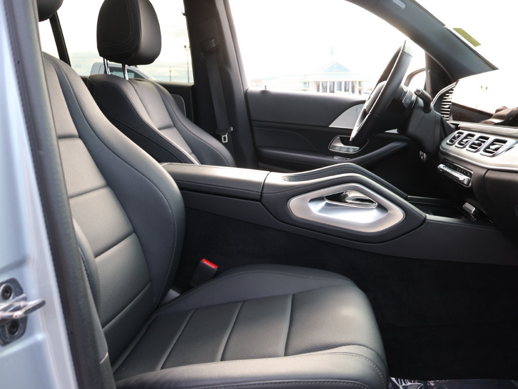 Used 2025 Mercedes-Benz GLE 350 4MATIC image 9