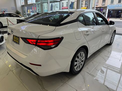 Used 2022 Nissan Sentra S FWD image 7