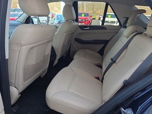 Used 2018 Mercedes-Benz GLE 350 4MATIC w/ Premium 2 Package image 12