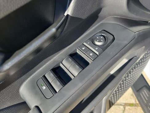 Certified 2024 Toyota Tacoma SR image 12