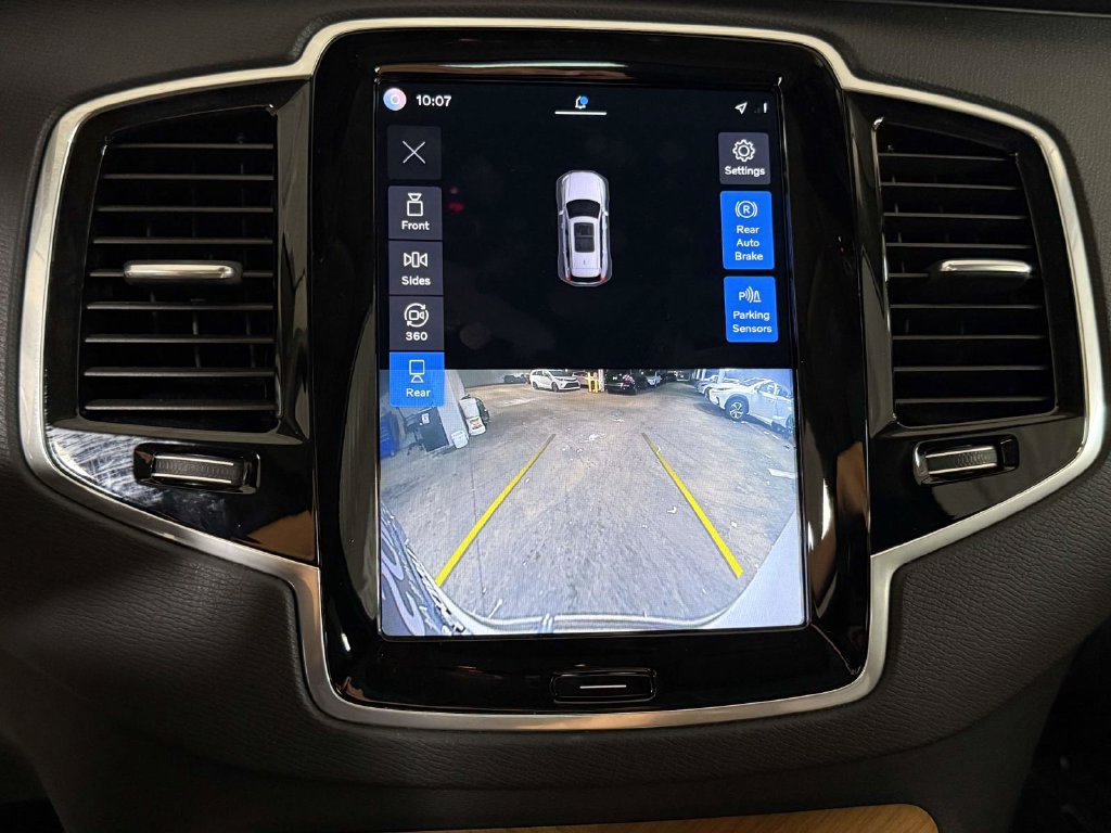 Used 2023 Volvo XC90 T8 Plus w/ Protection Package Premier AWD/4WD image 7