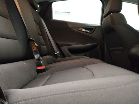 Used 2022 Chevrolet Malibu LS FWD image 19