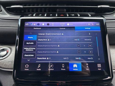 Certified 2024 Jeep Grand Cherokee L Limited w/ Luxury Tech Group II AWD/4WD image 50