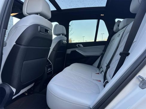 Used 2025 BMW X5 xDrive50e w/ M Sport Package image 13