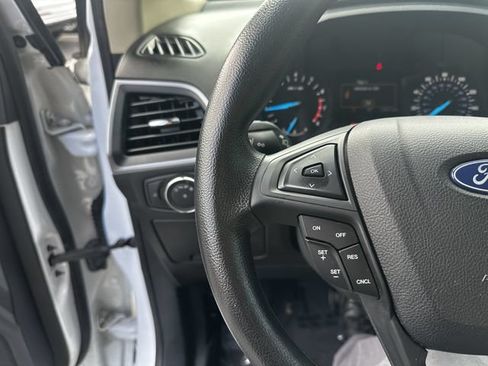 Certified 2020 Ford Edge SE FWD image 26