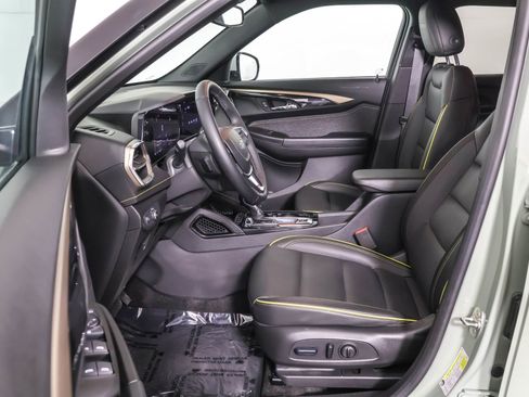 Used 2024 Chevrolet TrailBlazer ACTIV w/ Convenience Package AWD/4WD image 6