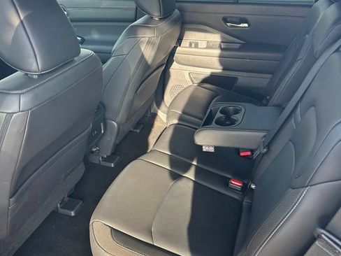 Certified 2025 Nissan Pathfinder SL FWD image 6