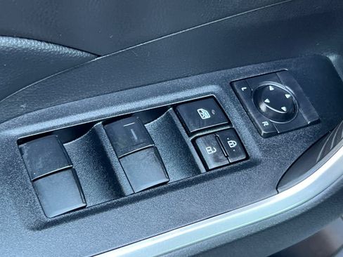 Certified 2022 Toyota RAV4 LE AWD/4WD image 13