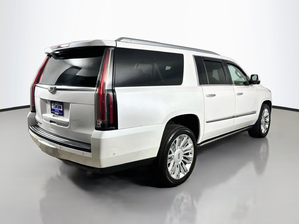 Used 2017 Cadillac Escalade ESV Platinum AWD/4WD image 8