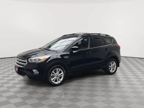 Used 2019 Ford Escape SEL AWD/4WD image 34