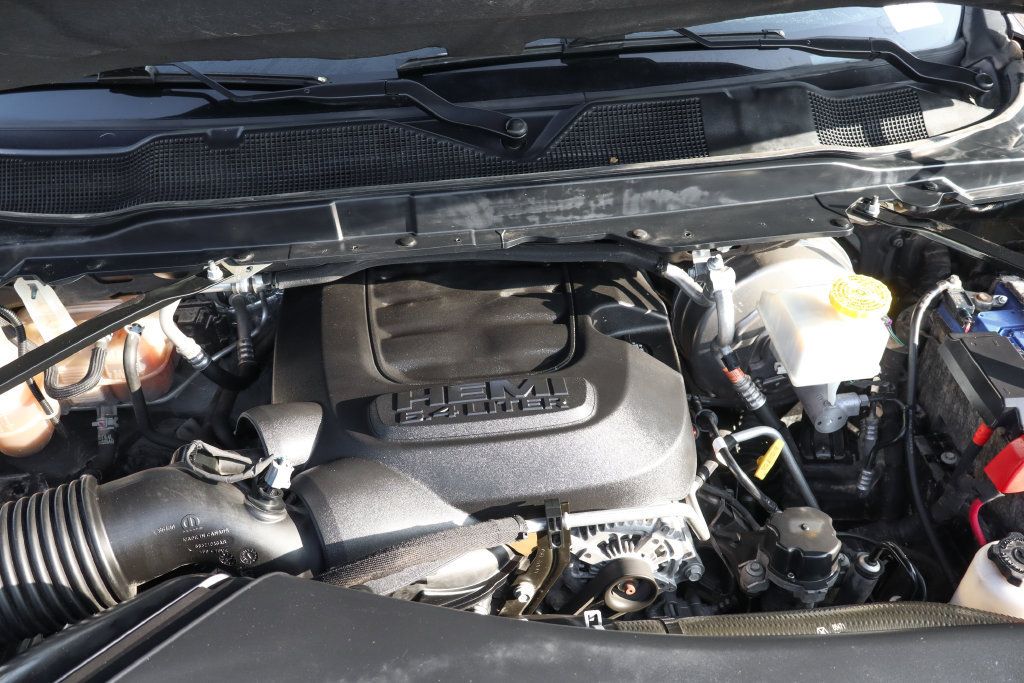 Used 2019 RAM 3500 Laramie AWD/4WD image 16