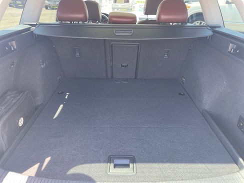 Used 2017 Volkswagen Golf Alltrack SE image 8