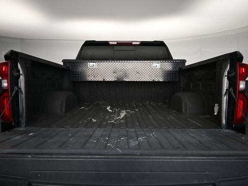 Used 2022 Chevrolet Silverado 1500 RST w/ Convenience Package II image 39