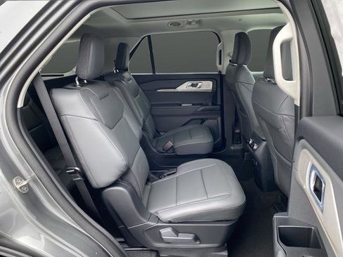 New 2026 Ford Explorer Active w/ Active Comfort Package image 30
