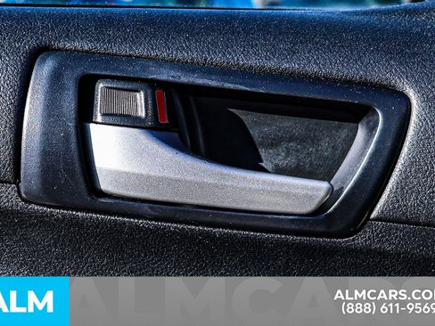 Used 2014 Toyota Camry LE image 44