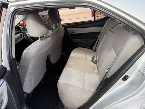 Used 2016 Toyota Corolla LE FWD image 13