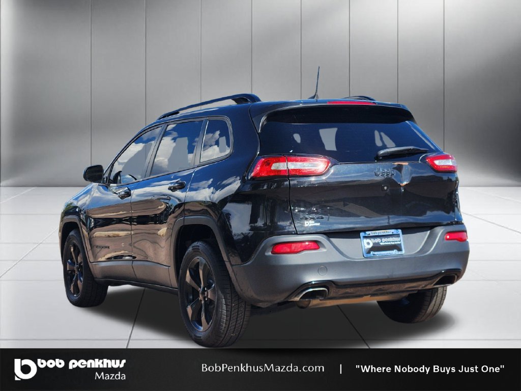 Used 2016 Jeep Cherokee Latitude w/ Cold Weather Group AWD/4WD image 27