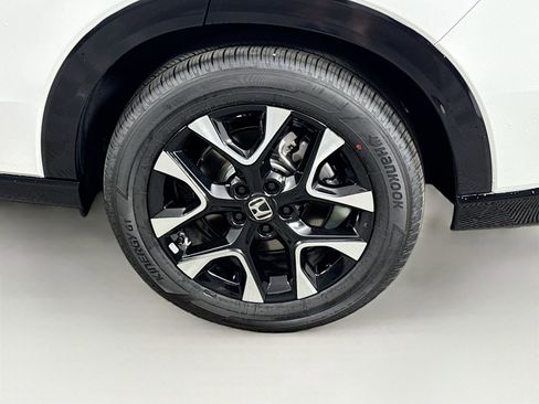 Certified 2026 Honda HR-V EX-L image 9