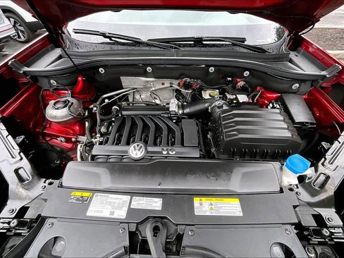 Certified 2022 Volkswagen Atlas Cross Sport SE w/ Black Wheel Package image 29