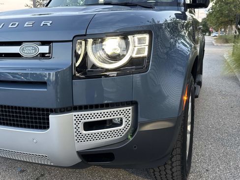 New 2025 Land Rover Defender 110 S AWD/4WD image 9