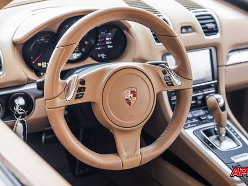 Used 2014 Porsche Cayman image 6