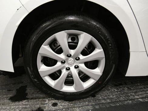 Certified 2025 Toyota Corolla LE image 29