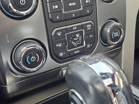 Used 2014 Ford F150 FX4 w/ Equipment Group 402A Luxury AWD/4WD image 30