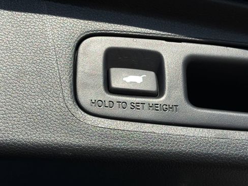 Used 2026 Honda CR-V Sport Touring image 7