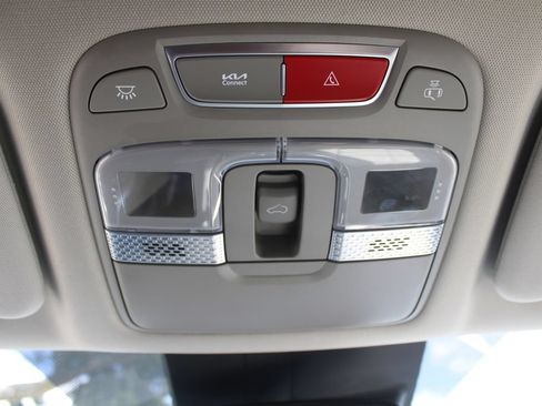 Used 2024 Kia Telluride EX w/ EX Captain's Chair Package FWD image 59