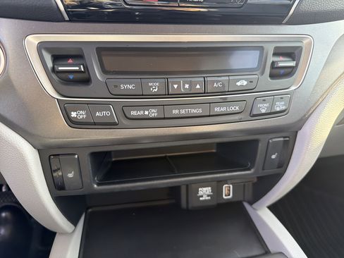 Used 2022 Honda Pilot EX-L image 29