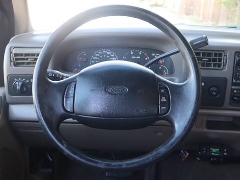 Used 2002 Ford F250 XL AWD/4WD image 18