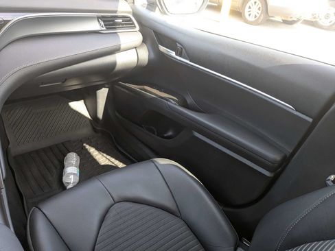 Used 2024 Toyota Camry SE w/ Convenience Package FWD image 16