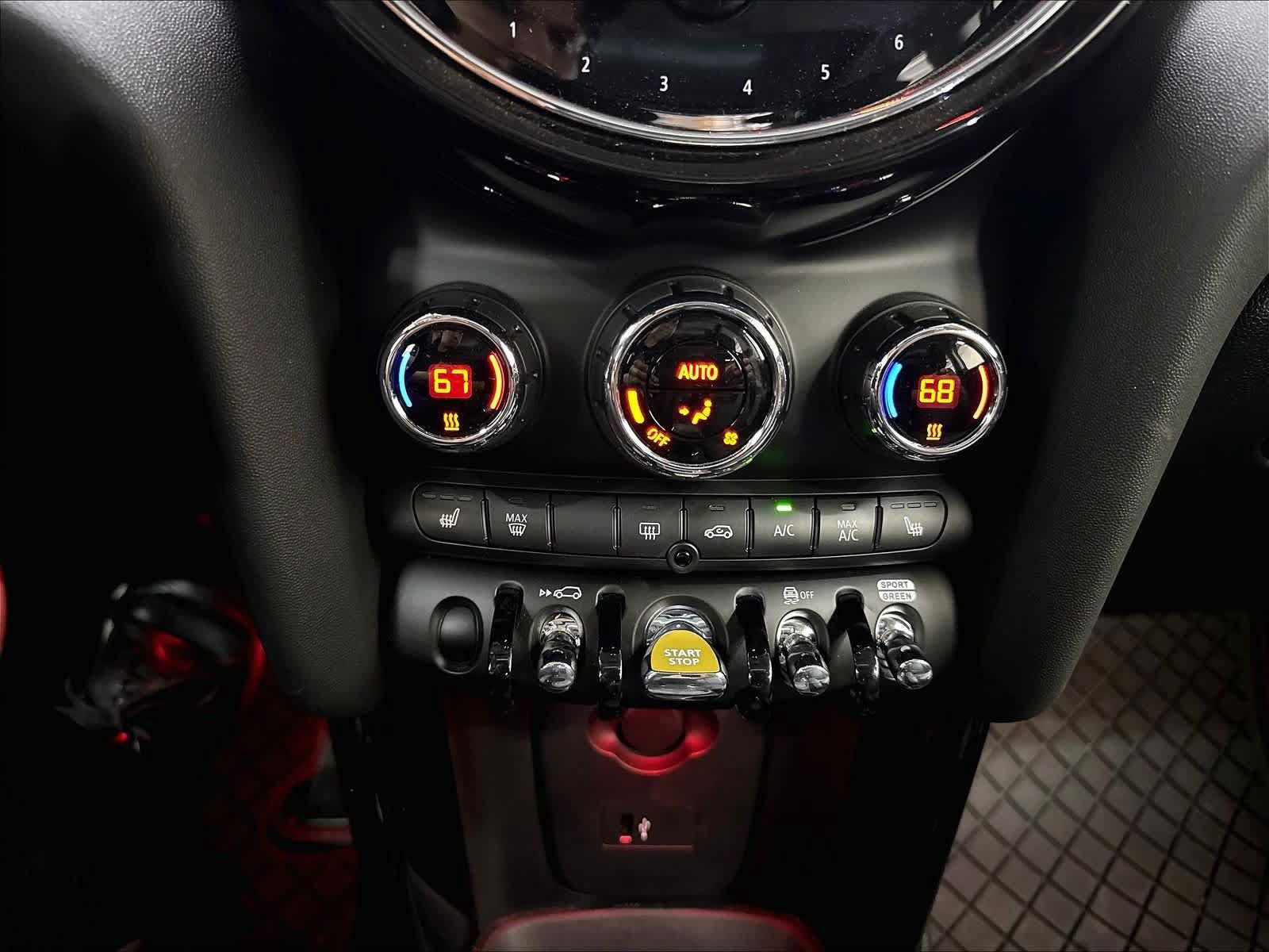 Used 2024 MINI Cooper SE FWD image 36